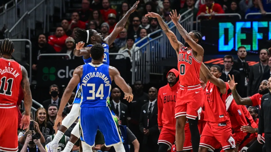 Coby White hits two late shots to help Bulls beat Buckls