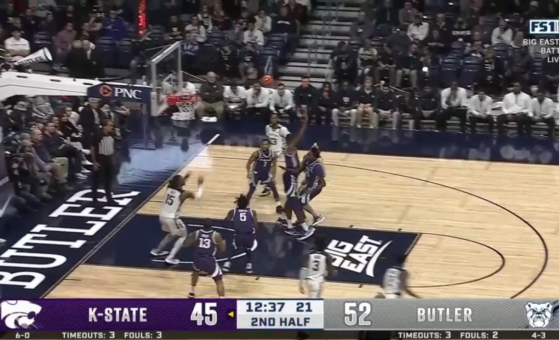 Manny Bates big night highlighted by alley-oop vs. Kansas State