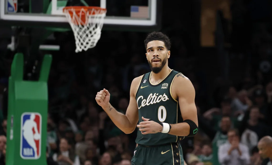 NBA-leading Celtics bounce back from loss to beat Mavericks
