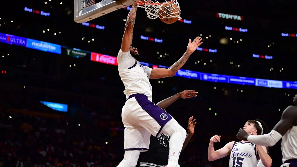 Top highlights and plays from Lakers’ win over Spurs