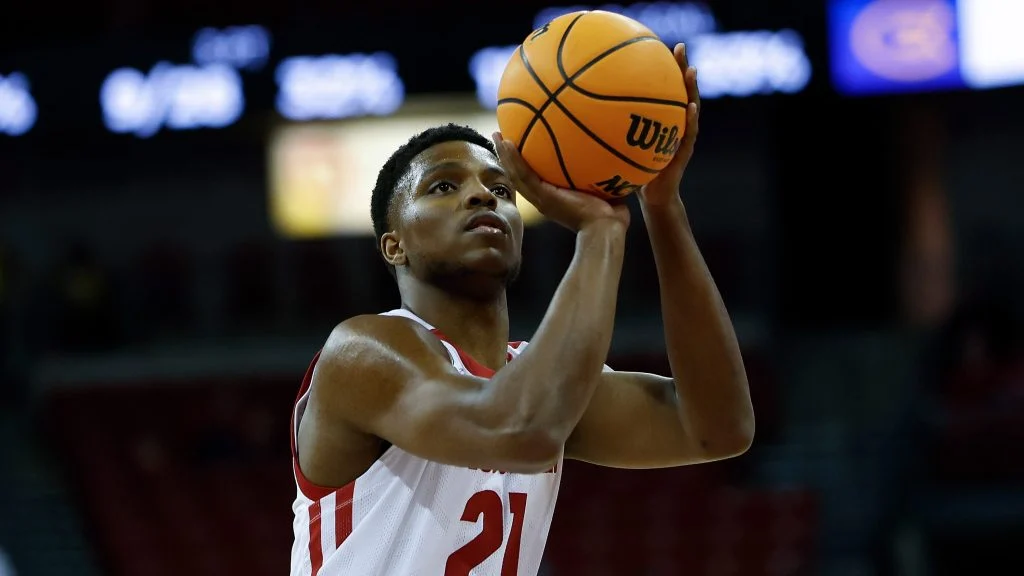 Wisconsin Basketball: UW’s lack of frontcourt depth could be Achilles’ heel