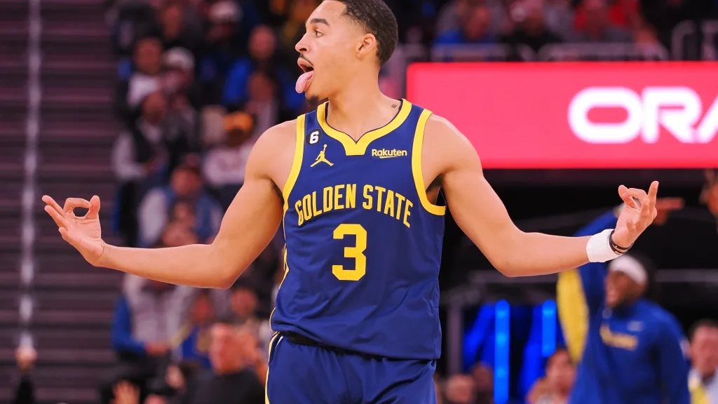 NBA Twitter reacts to Jordan Poole’s 30 points