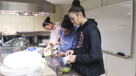 Tar Heels Show Off Baking Talents In Team Cook-Off