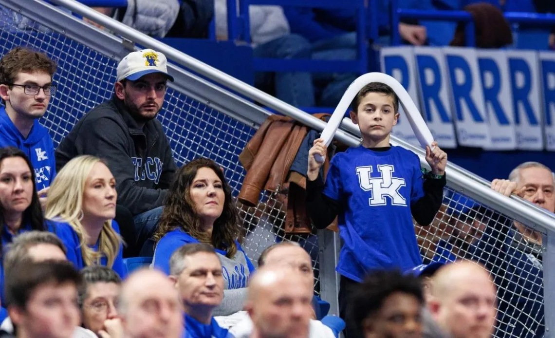 Basketball blues across the Bluegrass State — where do Kentucky and Louisville go from here?