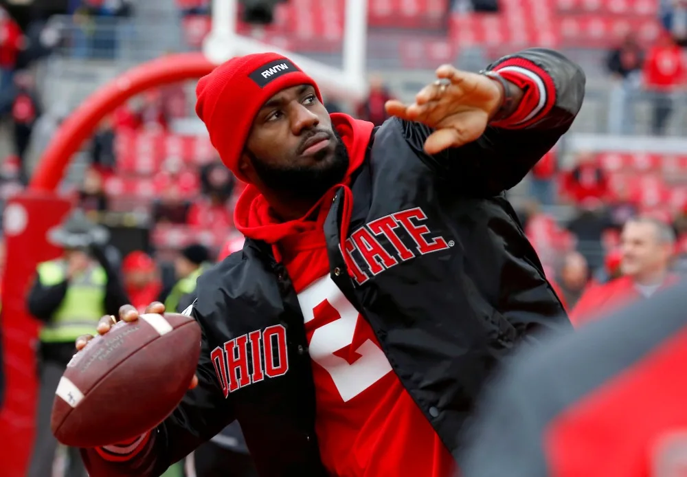 Could LeBron James be celebirty guest picker for OSU vs. Notre Dame?