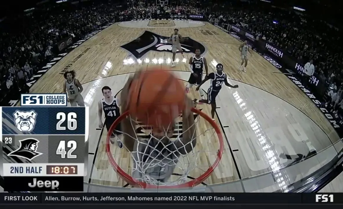 Bryce Hopkins brings the thunder with a massive two-handed jam extending Providence's lead over Butler