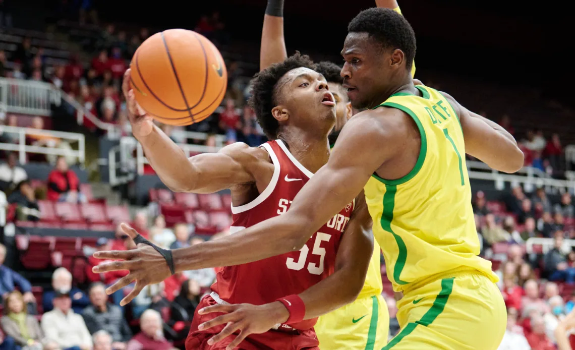 Ducks blow opportunity with 71-64 loss to Stanford