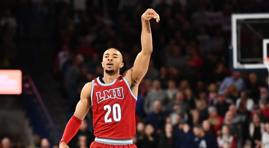 Mid-Major Madness Player of the Week (Jan 16-22): LMU guard Cam Shelton