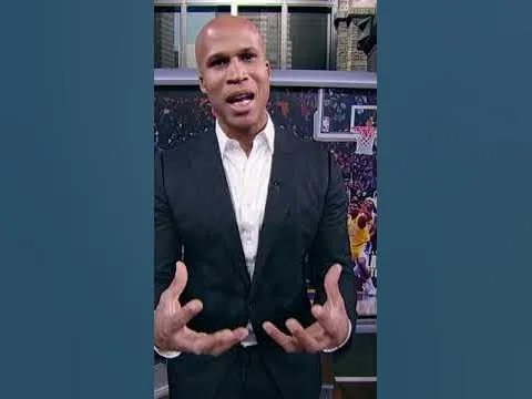 I SEE NOTHING BUT CELL PHONES! 📱 - Richard Jefferson #shorts