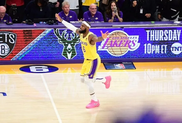 Magic Johnson sends a special message to LeBron James