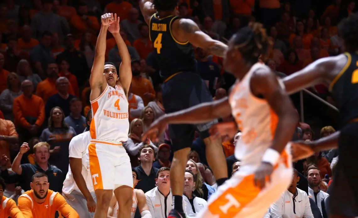 Mizzou Edges Vols on Buzzer-Beater After Key Leads Second-Half Rally