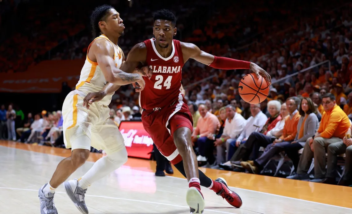 No. 1/1 Alabama Upended by No. 10/11 Tennessee, 68-59