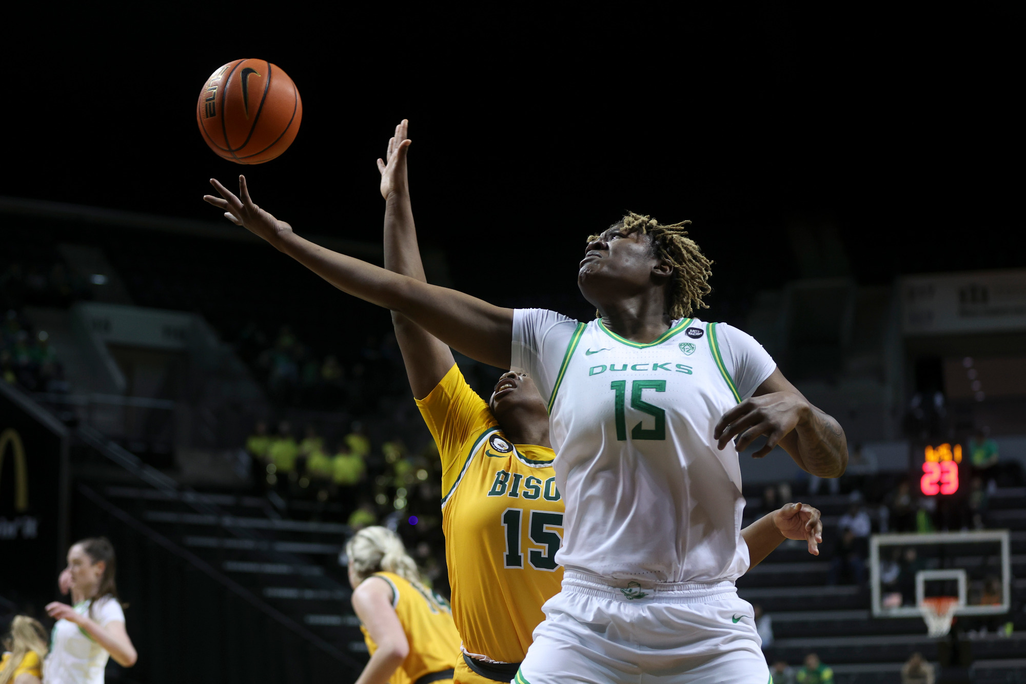 The Oregon Ducks take on the North Dakota State Bison in round one of the 2023 NIT Tournament at Matthew Knight Arena in Eugene, Oregon on March 17, 2023 (Eric Evans Photography)