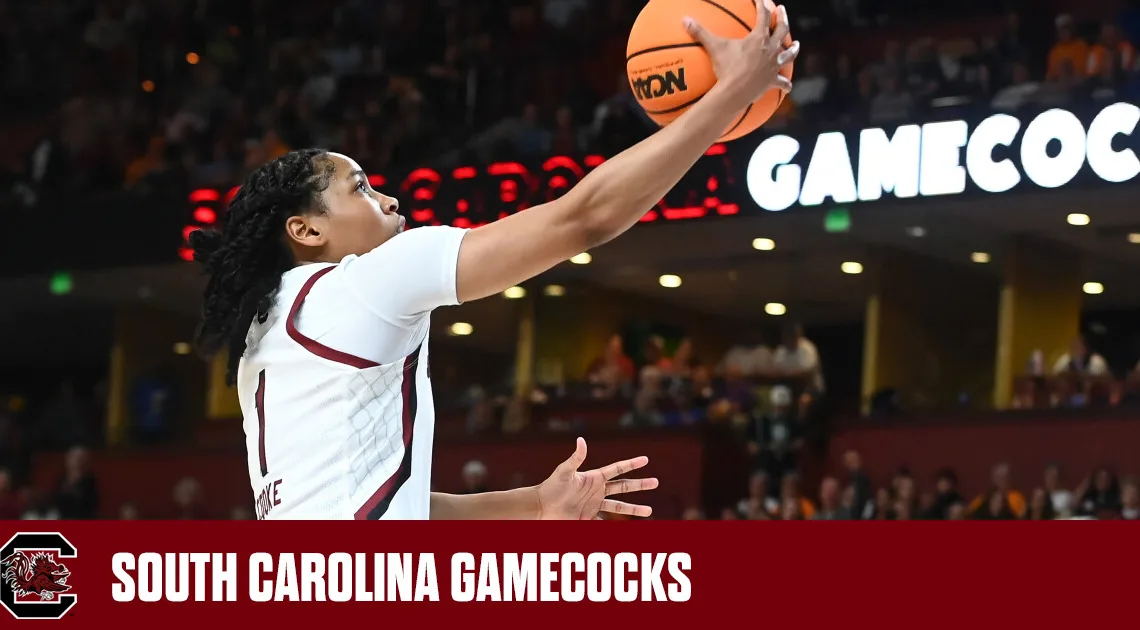 Cooke Named a Finalist for Dawn Staley Award – University of South Carolina Athletics