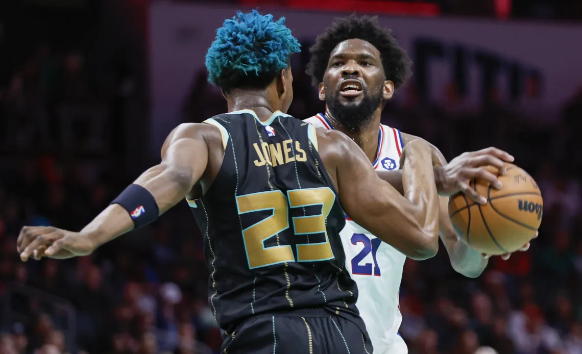 Embiid scores 38 points in 29 minutes, 76ers rout Hornets
