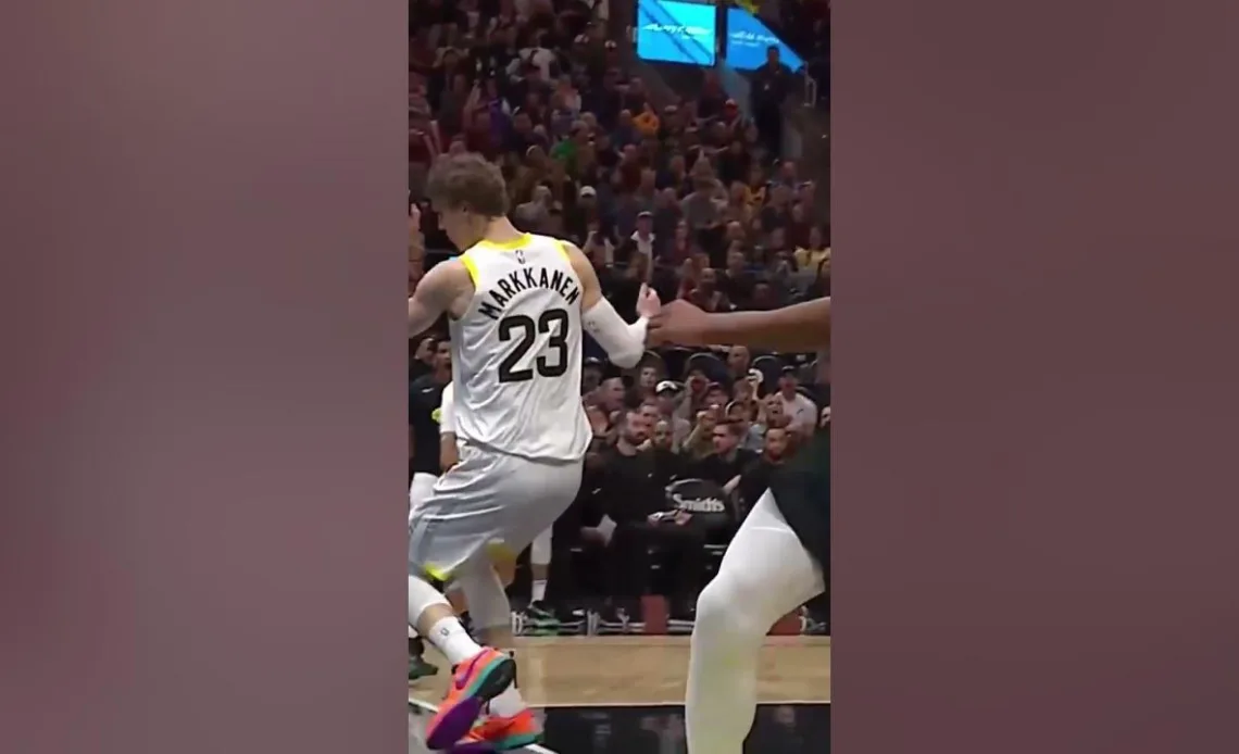 HUGE Lauri oop 👀 | UTAH JAZZ #shorts