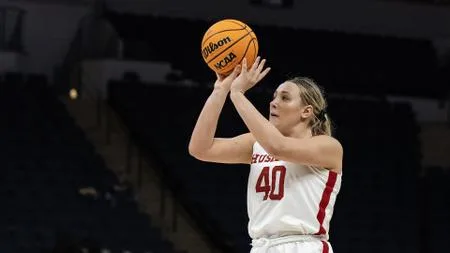 Huskers Tangle with Panthers in WNIT