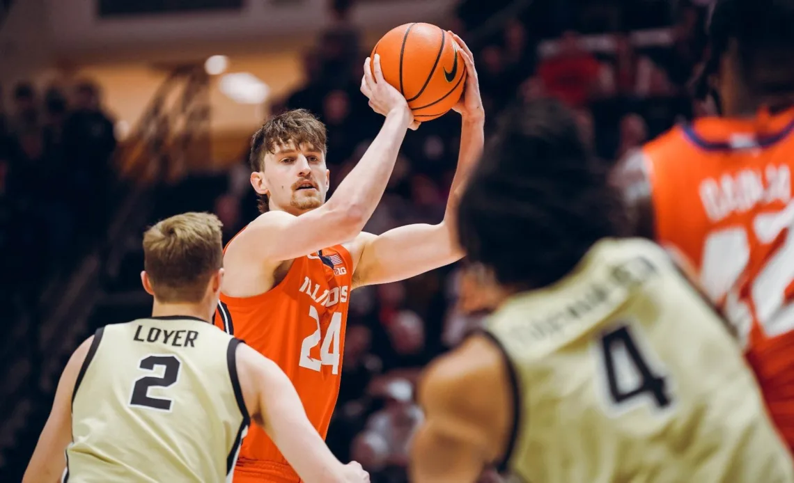 Illini Comeback Falls Short in Finale at No. 5 Purdue