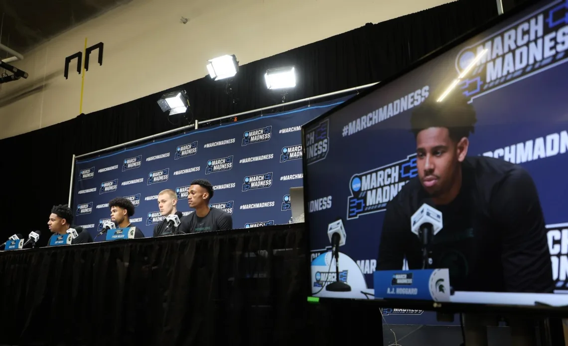 Men’s Basketball Takes Part in NCAA Tournament Media Day at Nationwide Arena in Columbus