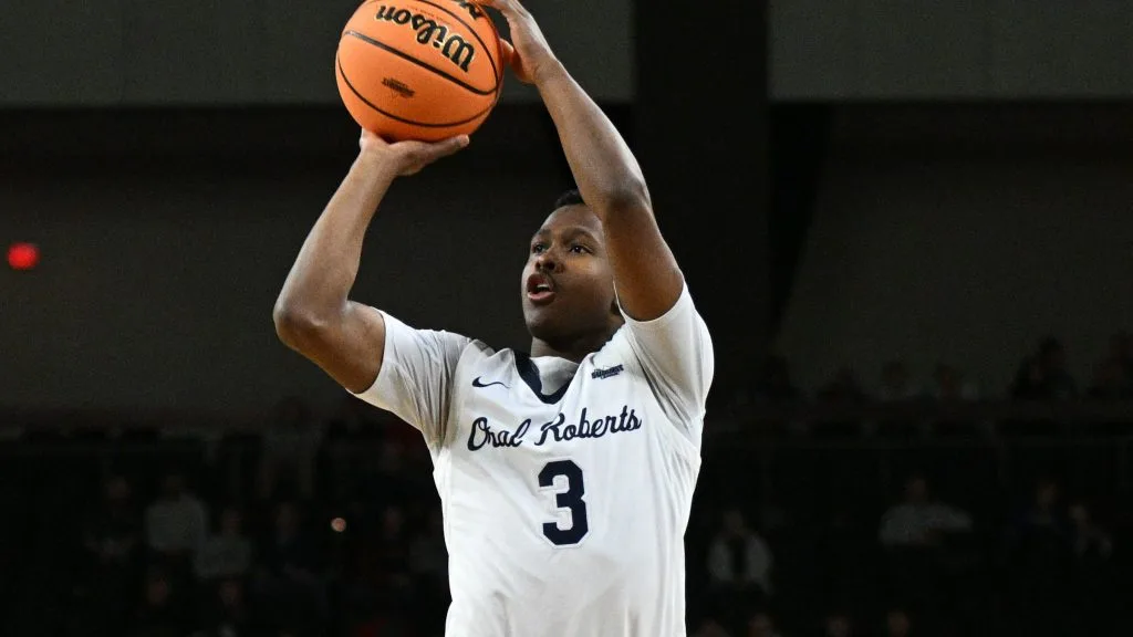 Oral Roberts relying on Max Abmas for one last time