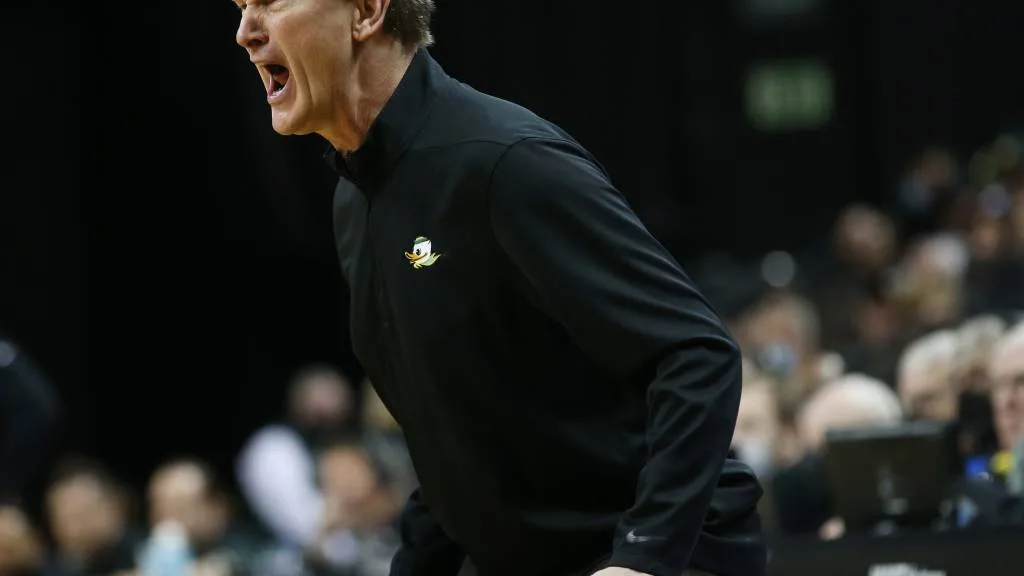 Oregon’s Dana Altman lets loose in pointed, season-ending comments