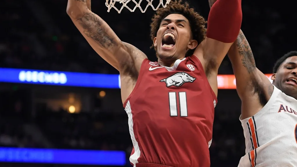 Pregame tweets for Hogs’ SEC Tournament quarterfinals vs. Texas A&M