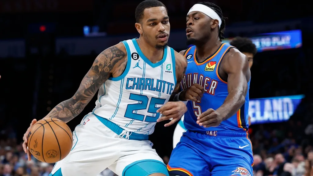 Thunder suffer disappointing loss to Hornets, 137-134