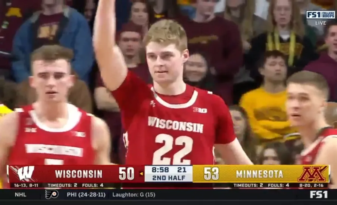 Wisconsin's Steven Crowl cranks out 21 points in close victory over Minnesota