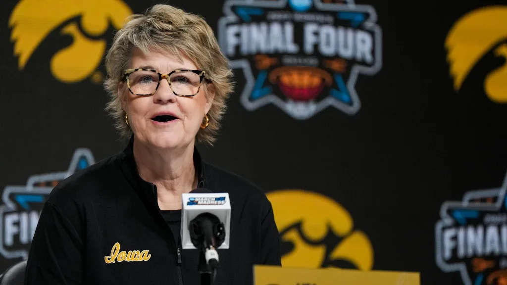 Lisa Bluder previews the LSU Tigers in the 2023 national championship game