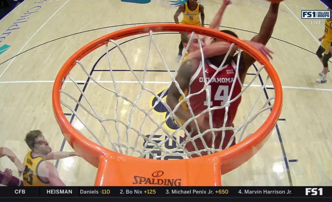 Jalon Moore takes off for one-handed, and-1 slam to extend Oklahoma's lead