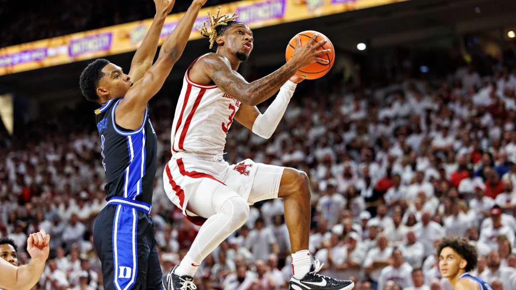 Largest crowd in school history watches Arkansas beat No. 7 Duke