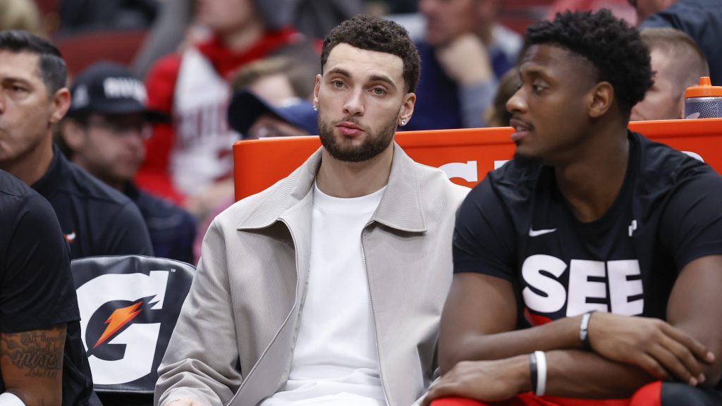 DeMar DeRozan issues statement on Zach LaVine injury after Bulls