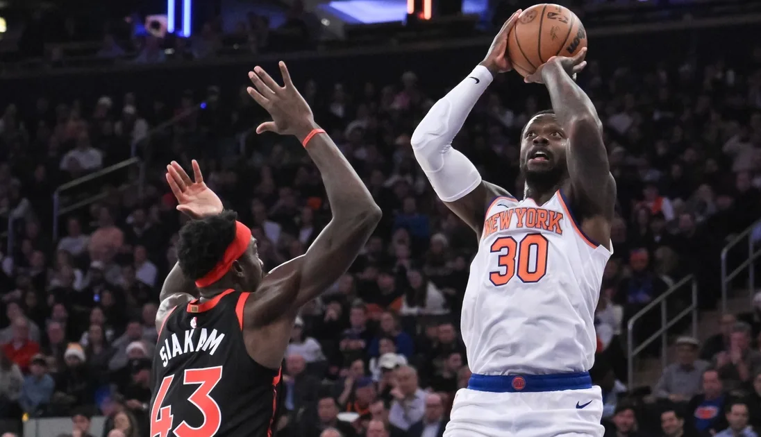 Knicks takeaways from Monday's 136-130 win over Raptors, including offensive outbursts from Julius Randle, RJ Barrett