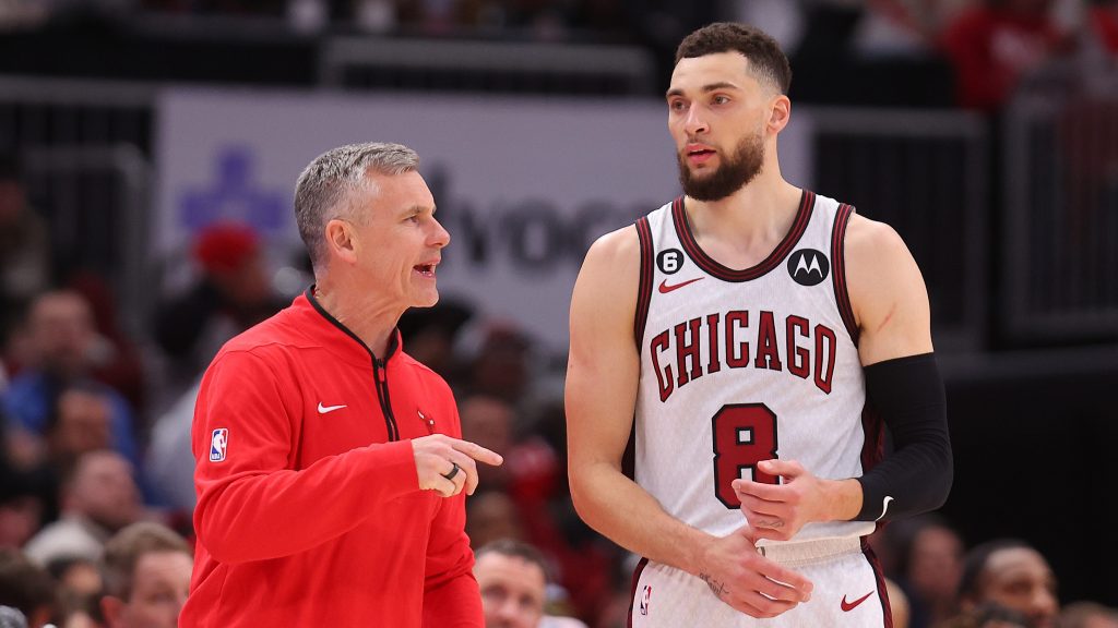 Zach LaVine to miss additional 3-4 weeks with foot injury