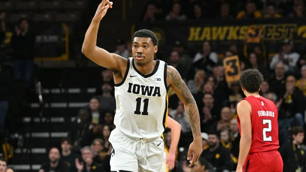 Social media reacts as Iowa basketball wins vs. Rutgers