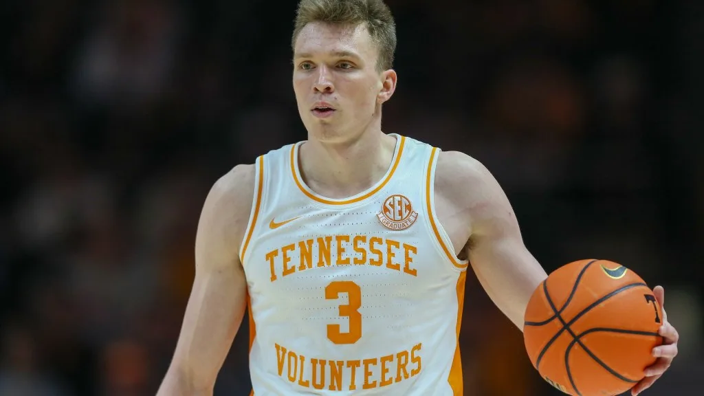 Social media reacts to Dalton Knecht’s 39-point game against Florida