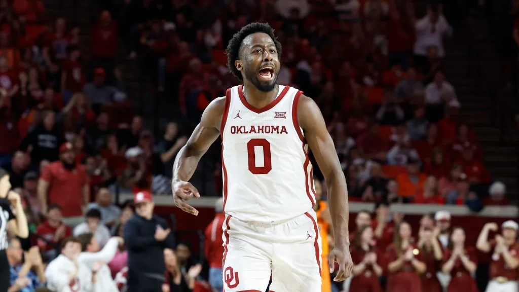 Bench steps up once again in Sooners win