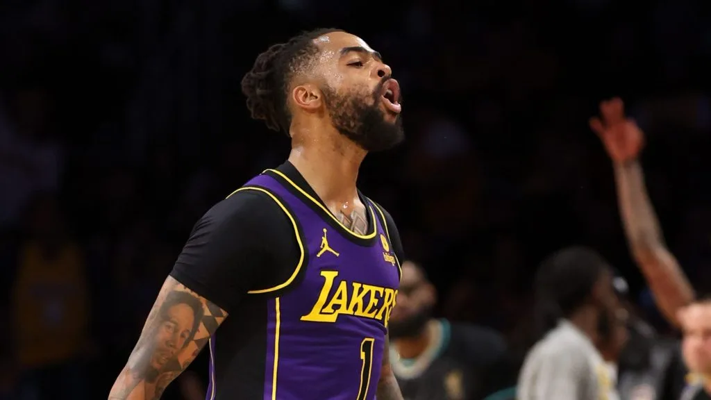 D’Angelo Russell leads L.A. to a win over Bucks