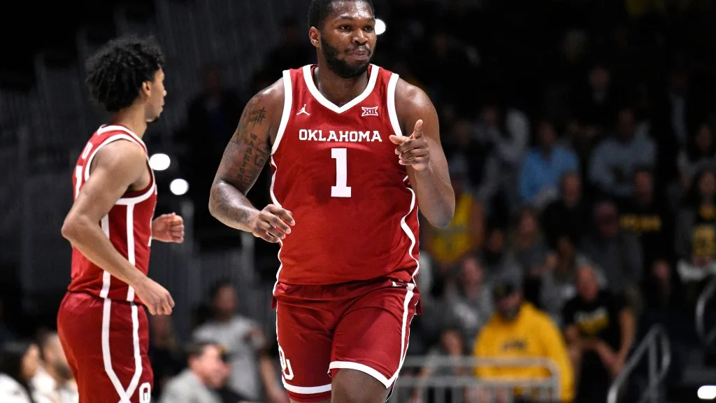 Oklahoma searching for big man in portal with departure of John Hugley