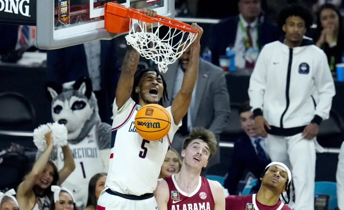 UConn's Stephon Castle moves to No. 1 on NBA Draft expert's big board; Clingan No. 3