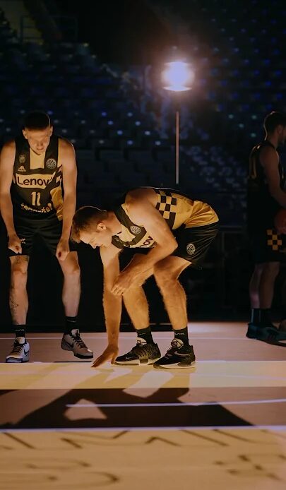 POV: You see the LED Glass Floor for the first time 🤩 #BasketballCL