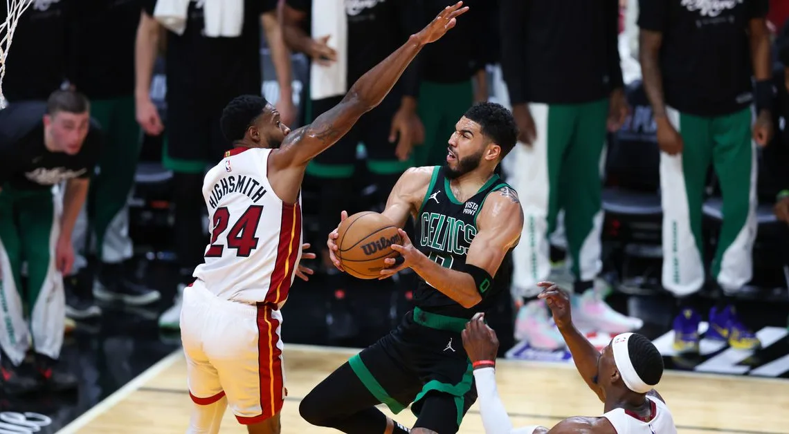 Three things you might have missed from Celtics-Heat Game 3
