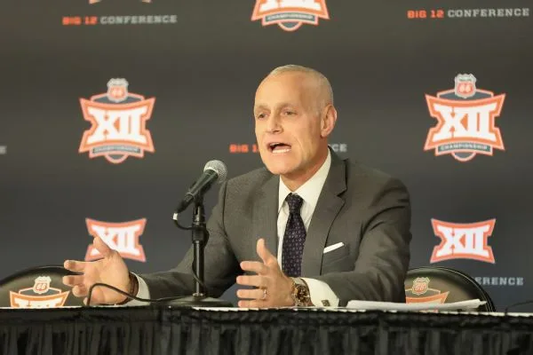 Big 12 to distribute record $470 million amid realignment